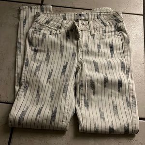 Woman skinny vertugo ankle